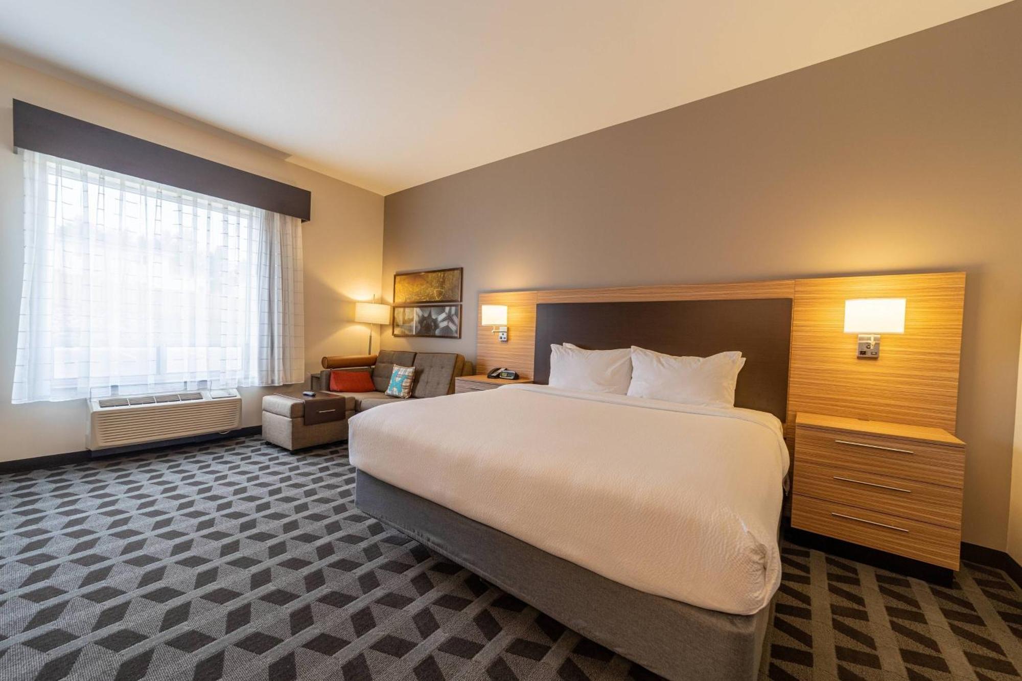 Towneplace Suites By Marriott Petawawa Buitenkant foto