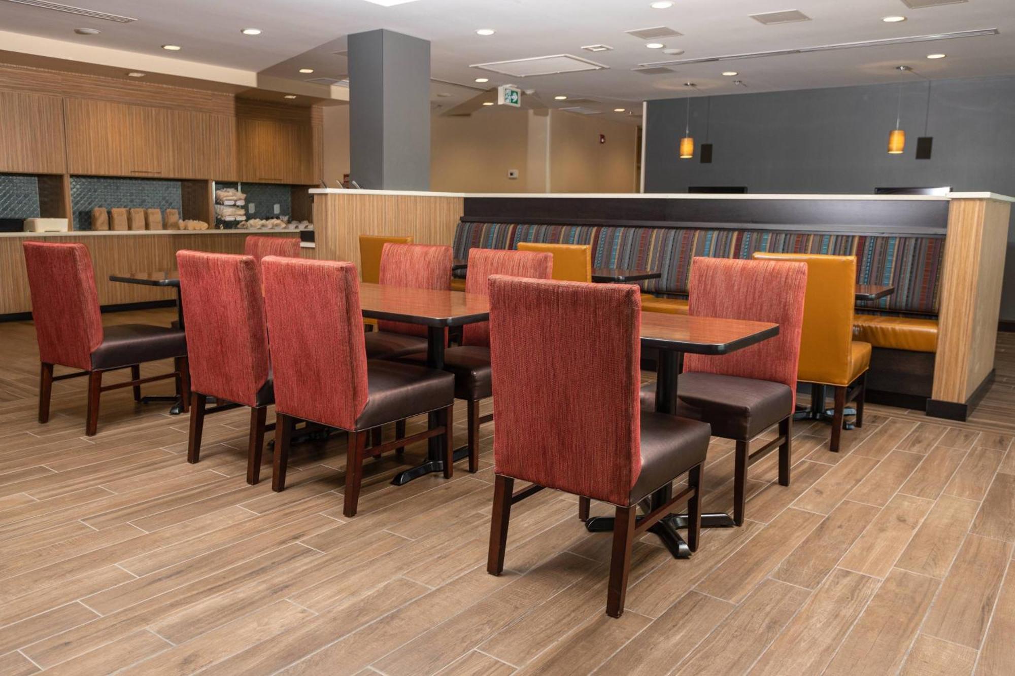 Towneplace Suites By Marriott Petawawa Buitenkant foto