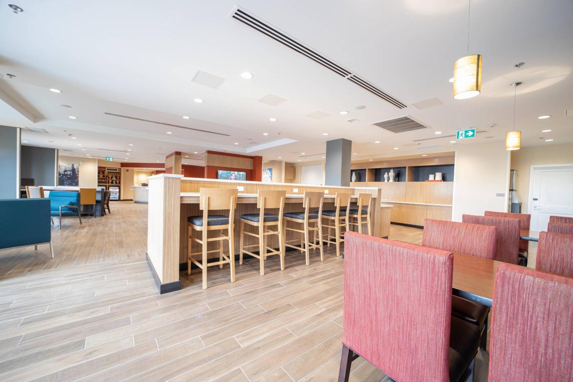 Towneplace Suites By Marriott Petawawa Buitenkant foto
